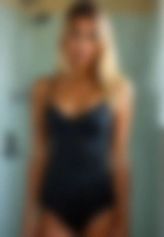 Suzanne, 27 – Kerkelanden, Hilversum